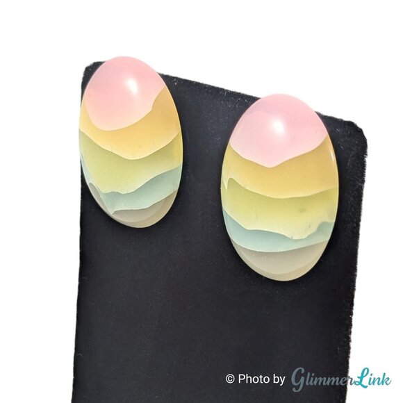 Vintage Lucite Pastel Stripe Oval Earrings 1980s Pink Yellow Green Blue - Picture 4 of 8